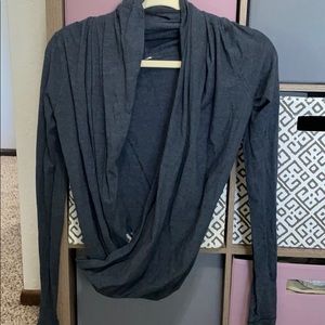 Lululemon dark gray wrap